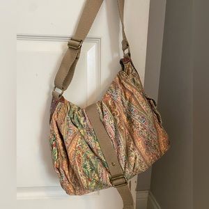 vintage fossil crossbody/over the shoulder slouchy bag!